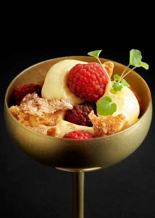 Dessert exotic met crocq amandel en kalamansi