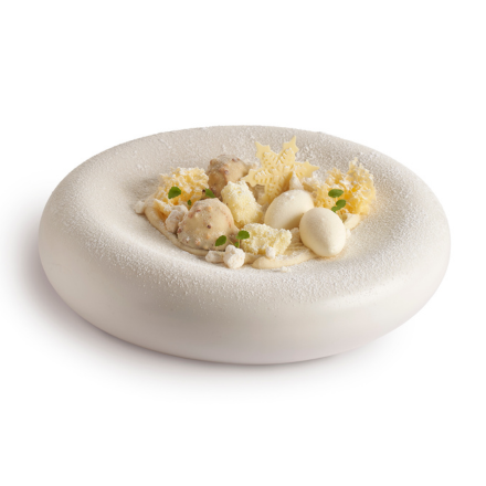 Witte chocolade dessert met meringue crunch