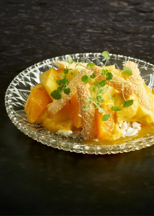 Exotic Dessert met Fruit-Espuma Mango