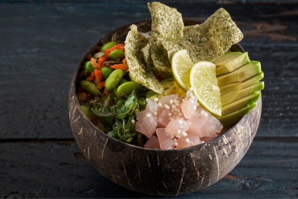 Poké Bowl met Rice Crispies Wasabi en Tasty-Bites Seaweed & Nori