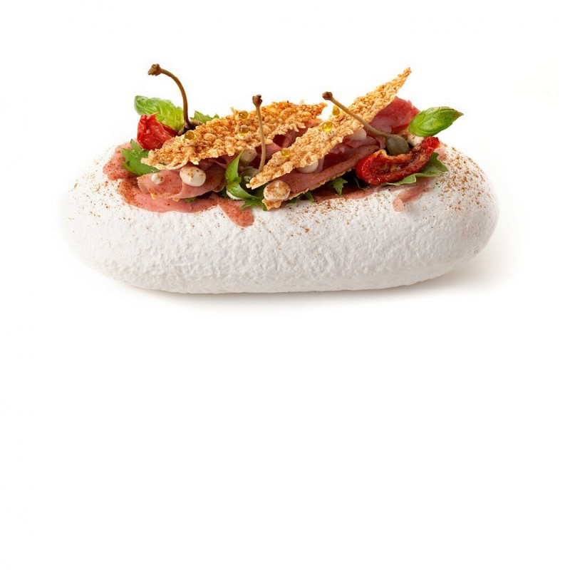 Vitello Tonato met Parmesan Decor