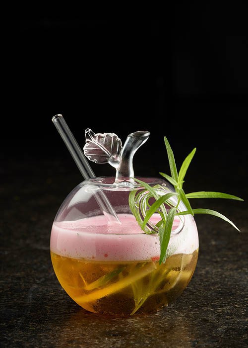 Cocktail-Foam Blackberry & Tarragon 1